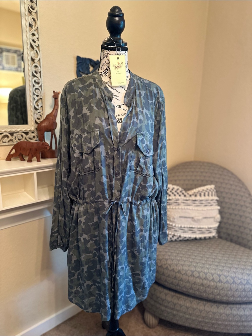 cloth & stone Camouflage Button-Up Shirt in Green and Gray